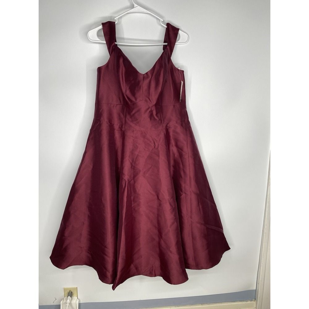 Davids Bridal Off-the-Shoulder Tea-Length Bridesmaid Dress Wine F19743 - Picture 2 of 6